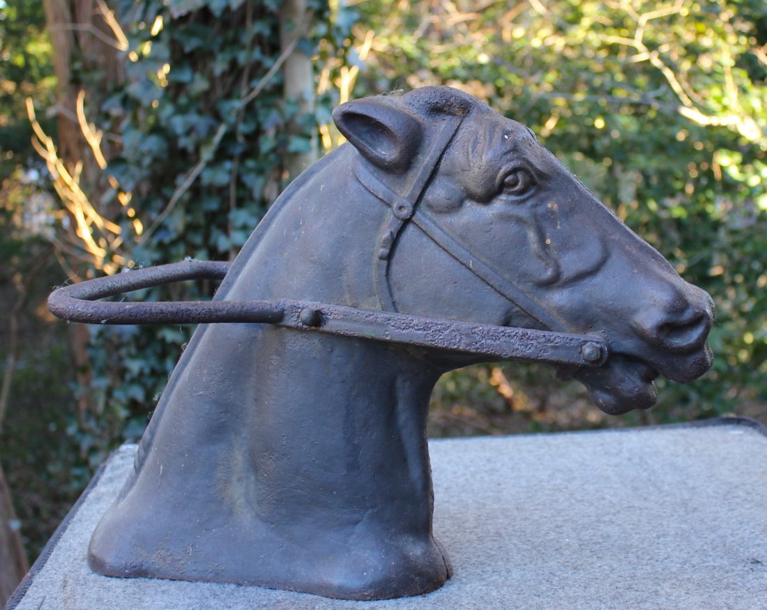 Iron Horse Head Americana Hitching Post (1 of 3)