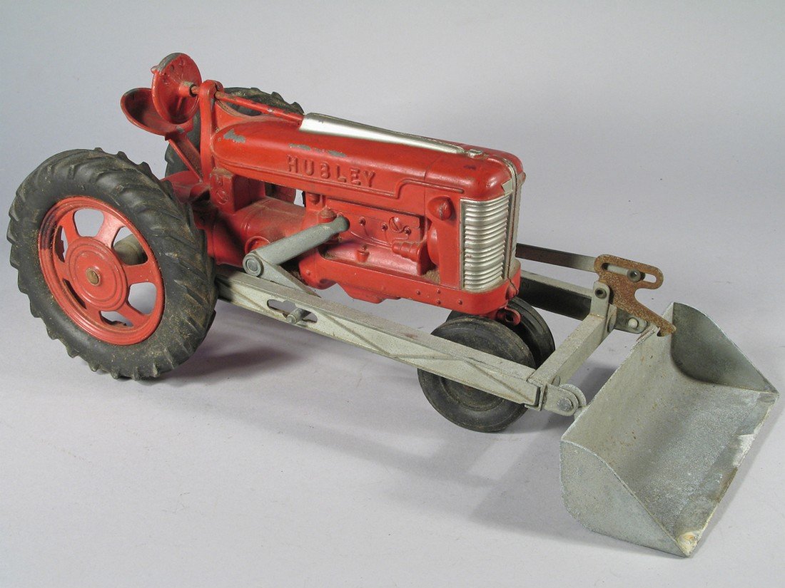Hubley Large Tractor: Hubley Large Tractor, 13 inches