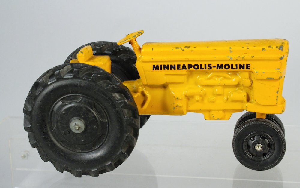 Eska/Ertl Moline Minneapolis Tractor (1 of 2)