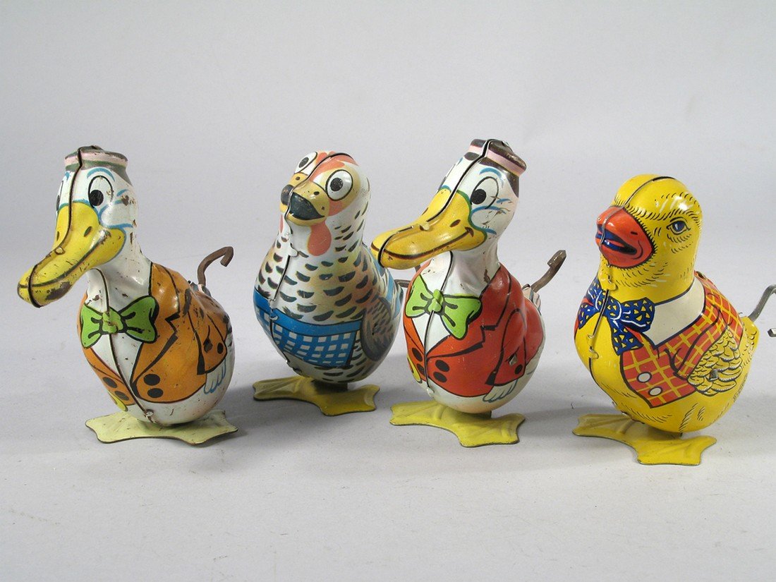 J Chein Wind Up Duck Lot Tin Litho (1 of 2)
