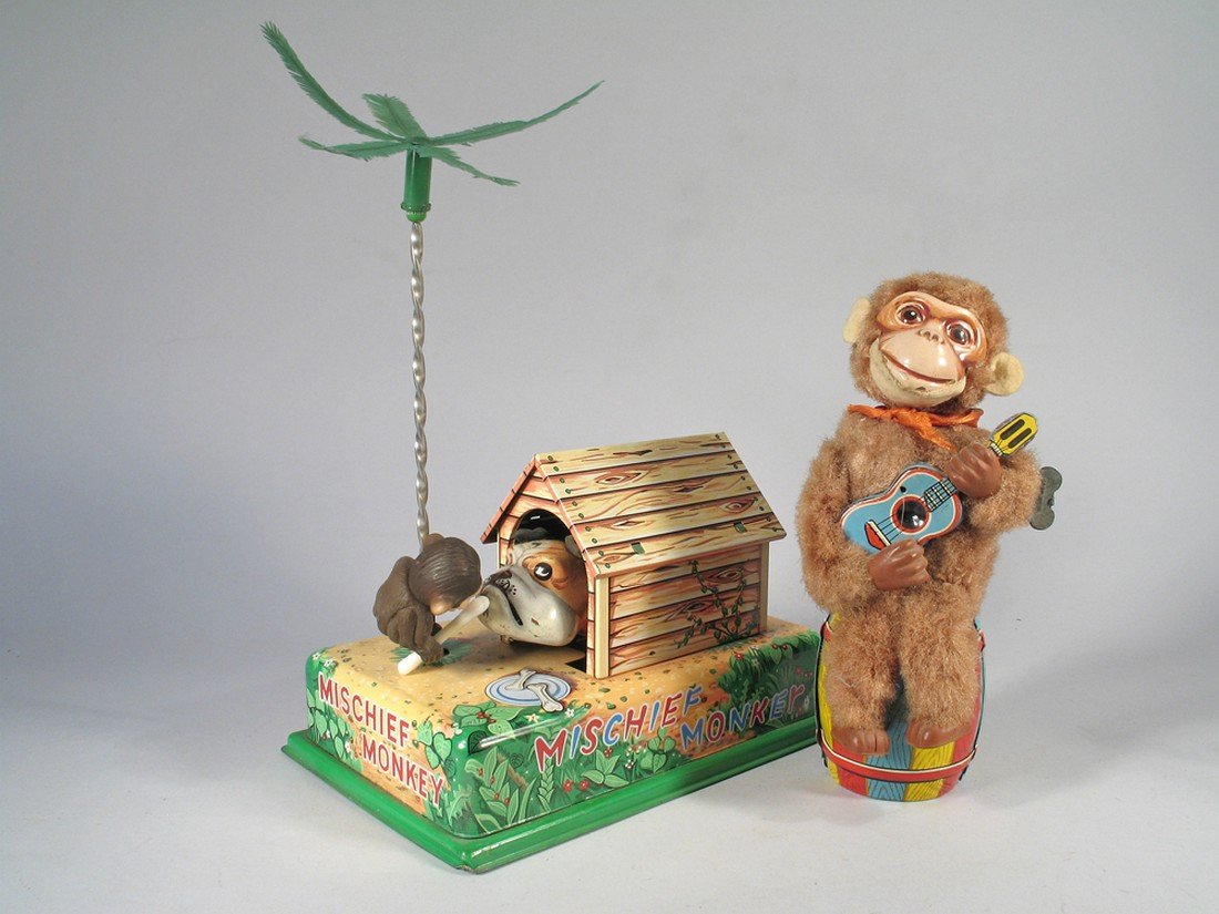 Mischief Monkey Batt Op Tin Japan (1 of 3)