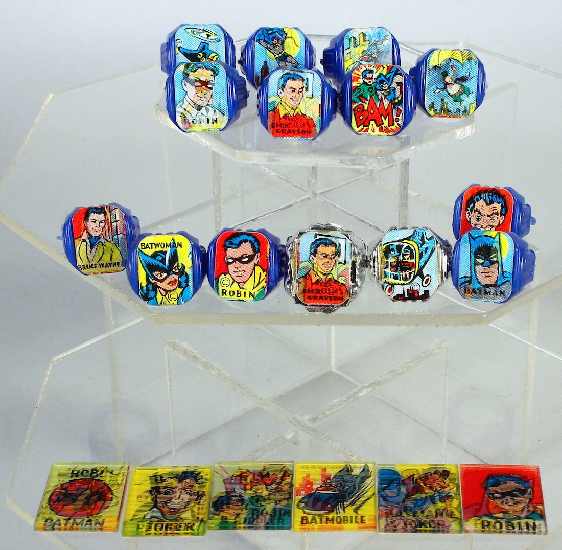 1960s Batman Set Flicker Rings & Flicker Panels Vari-Vu (1 of 3)
