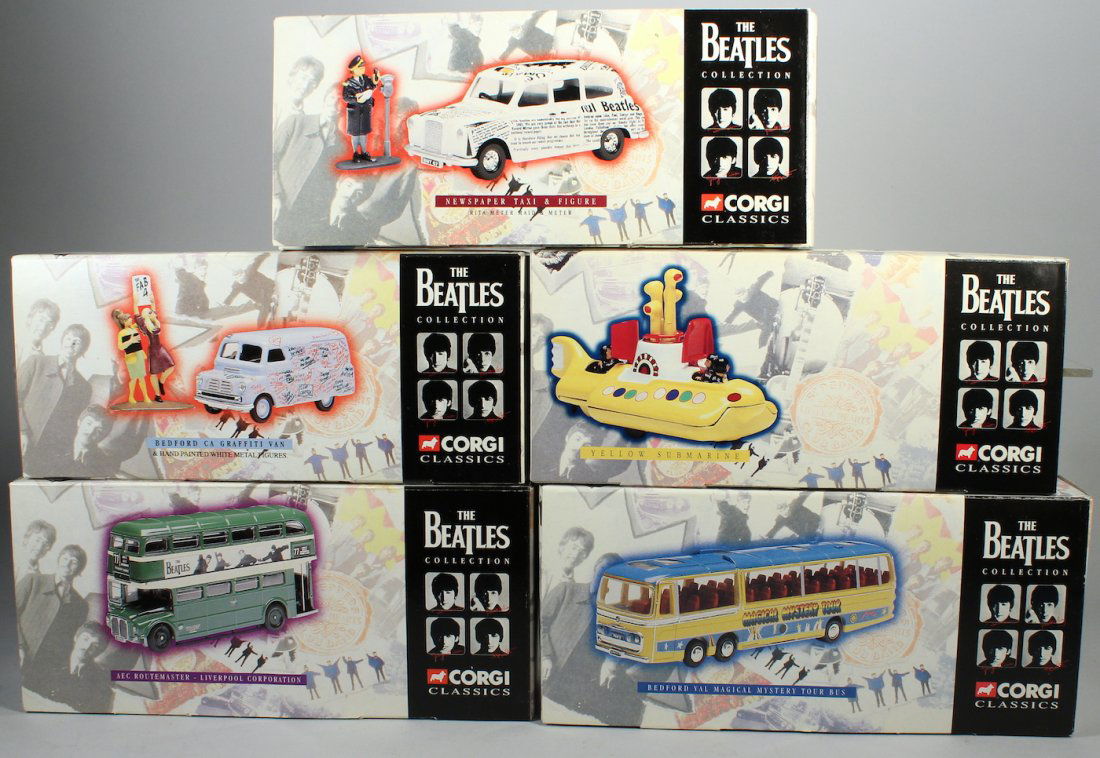 Corgi Beatles Car, Yellow Submarine, Buses, & Van Mint (1 of 2)