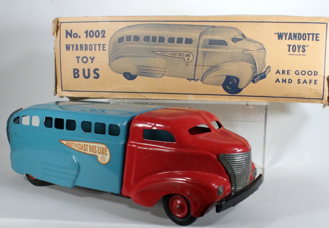 Wyandotte Coast to Coast Bus Line in the Box (1 of 4)