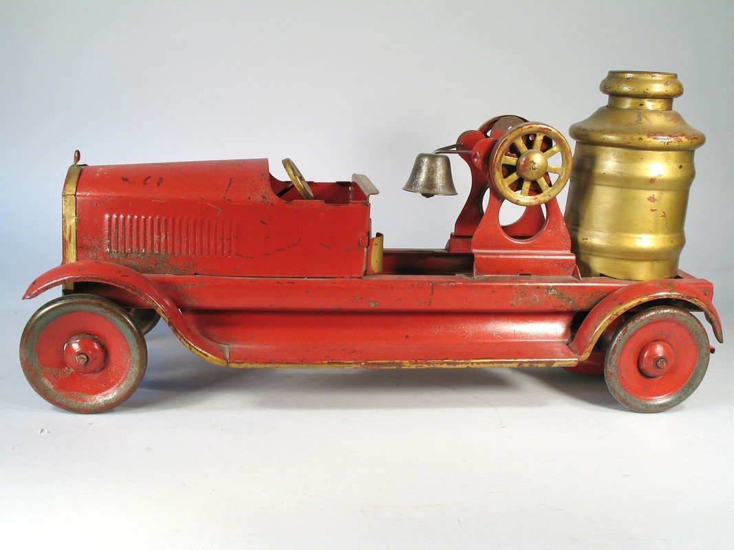 Turner Packard Pumper Truck Pressed Steel (1 of 4)