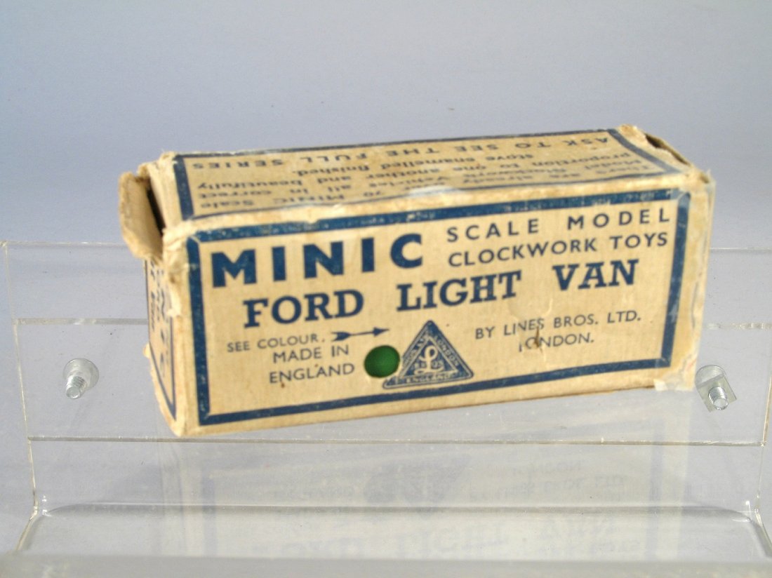Minic Ford Light Van in Box (1 of 3)