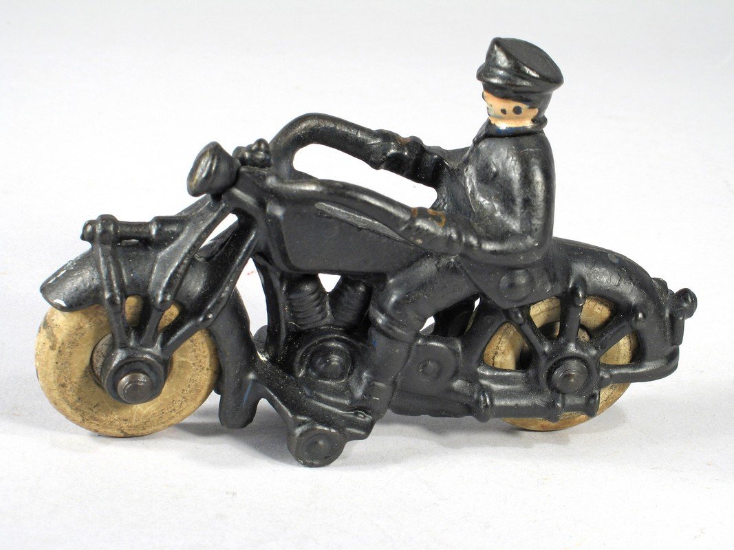 Champion Cast Iron Motorcycle Cop (1 of 2)