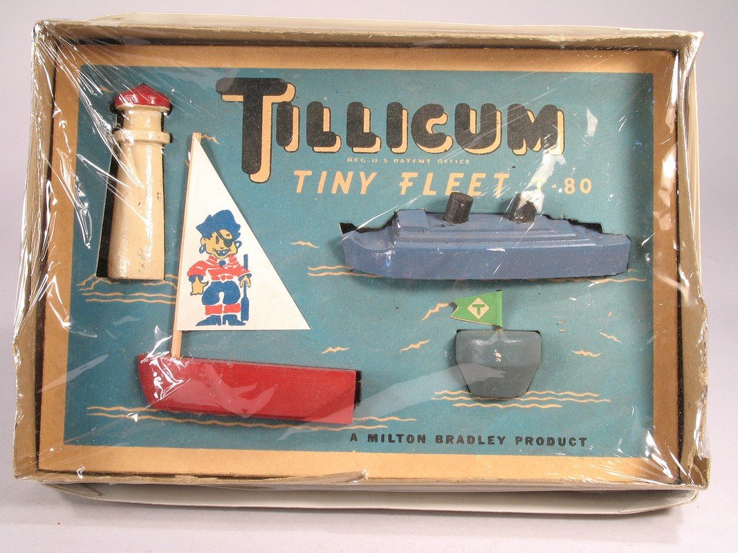 Milton Bradley Tillicum Boat Fleet Ship Set In Box (1 of 2)
