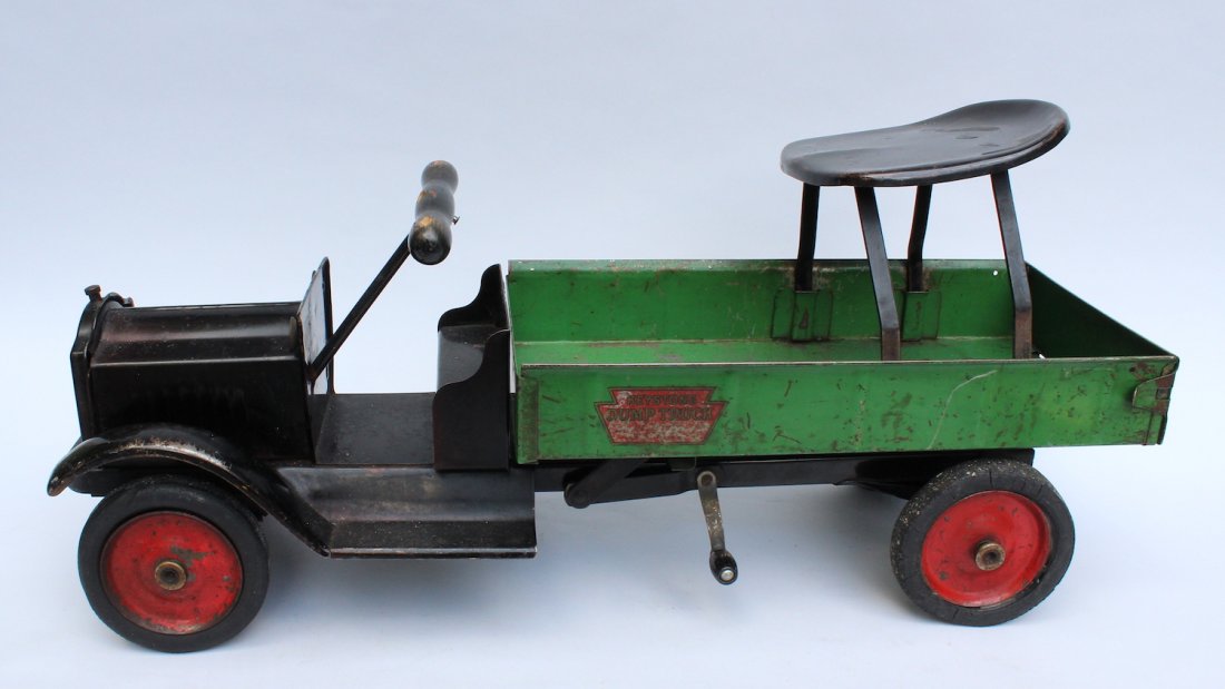1920s Keystone Ride-Em Pressed Steel Dump Truck (1 of 4)