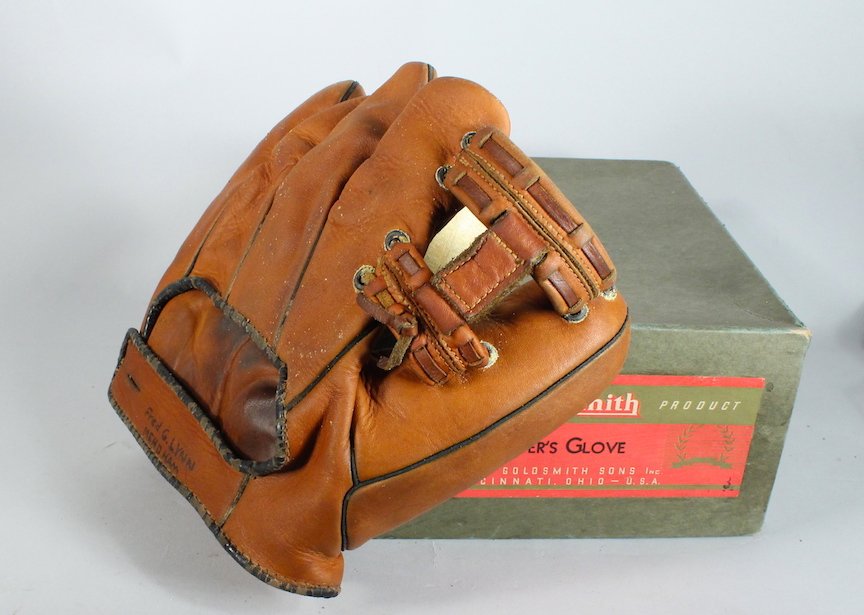 Goldsmith Jimmy Brown Baseball Glove in Box (1 of 2)