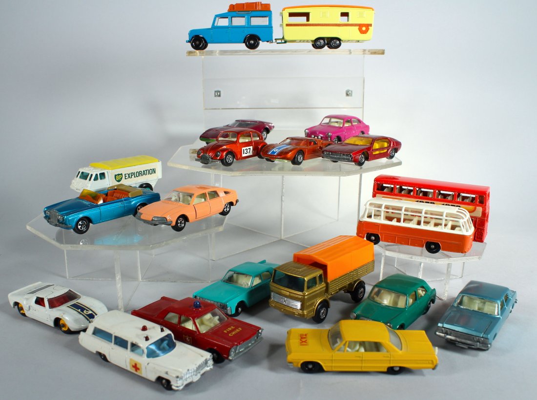 Vintage Matchbox Cars Large Lot (1 of 2)