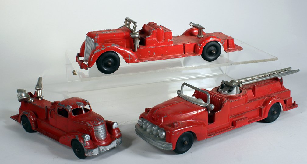 Hubley Metal Fire Engine Lot (1 of 2)