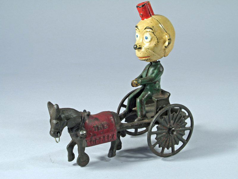 Happy Hooligan Nodder Cast Iron (1 of 3)