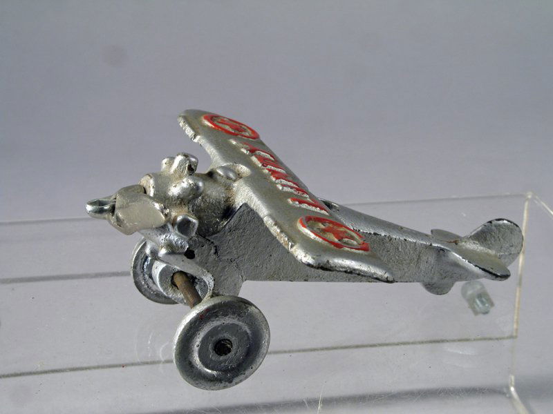 Hubley Lindy Cast Iron Airplane (1 of 3)