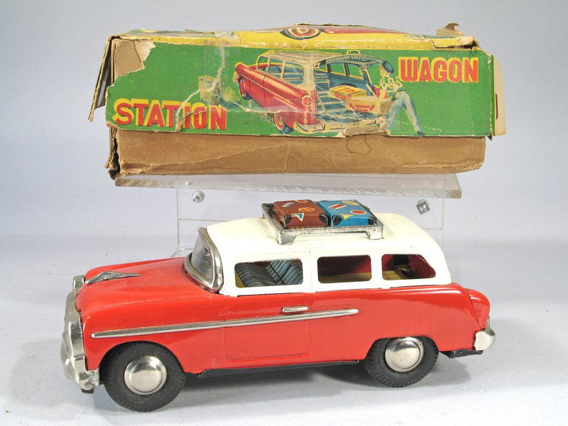 Japan Tin Ford Town And Country Station Wagon In Box (1 of 4)