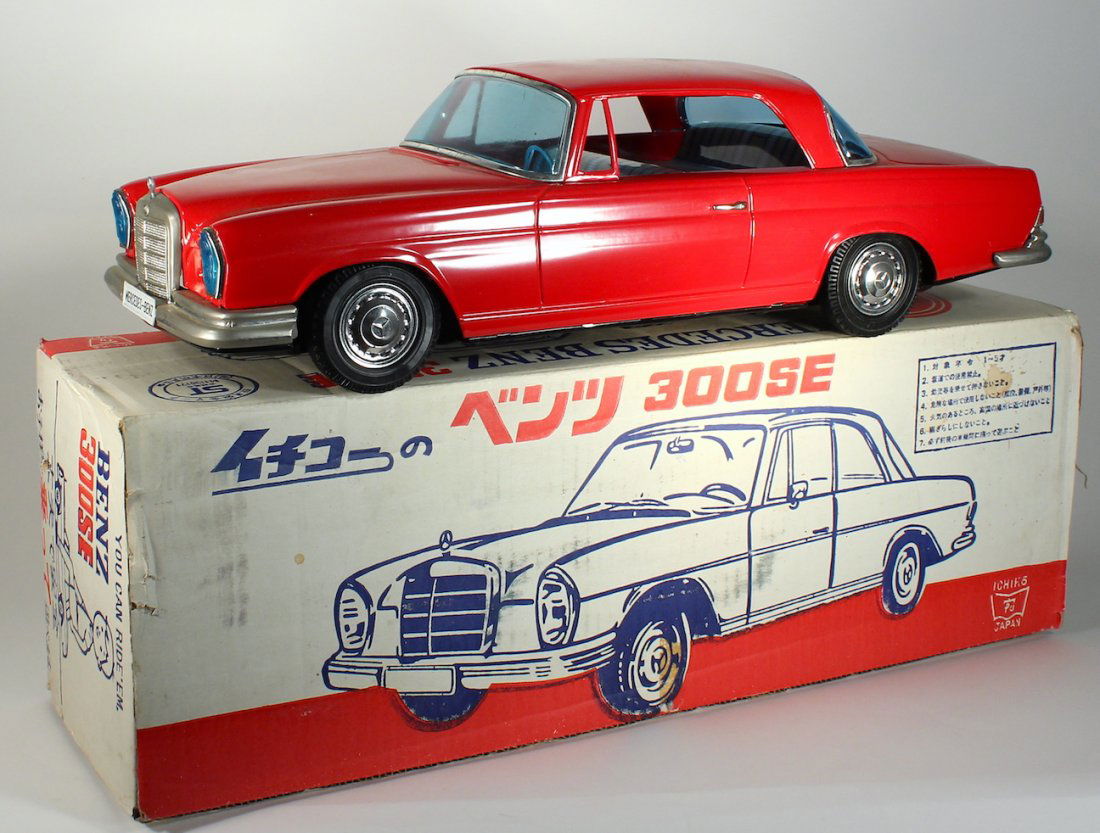Ichiko Japan Tin Mercedes 300 SE in Box (1 of 4)