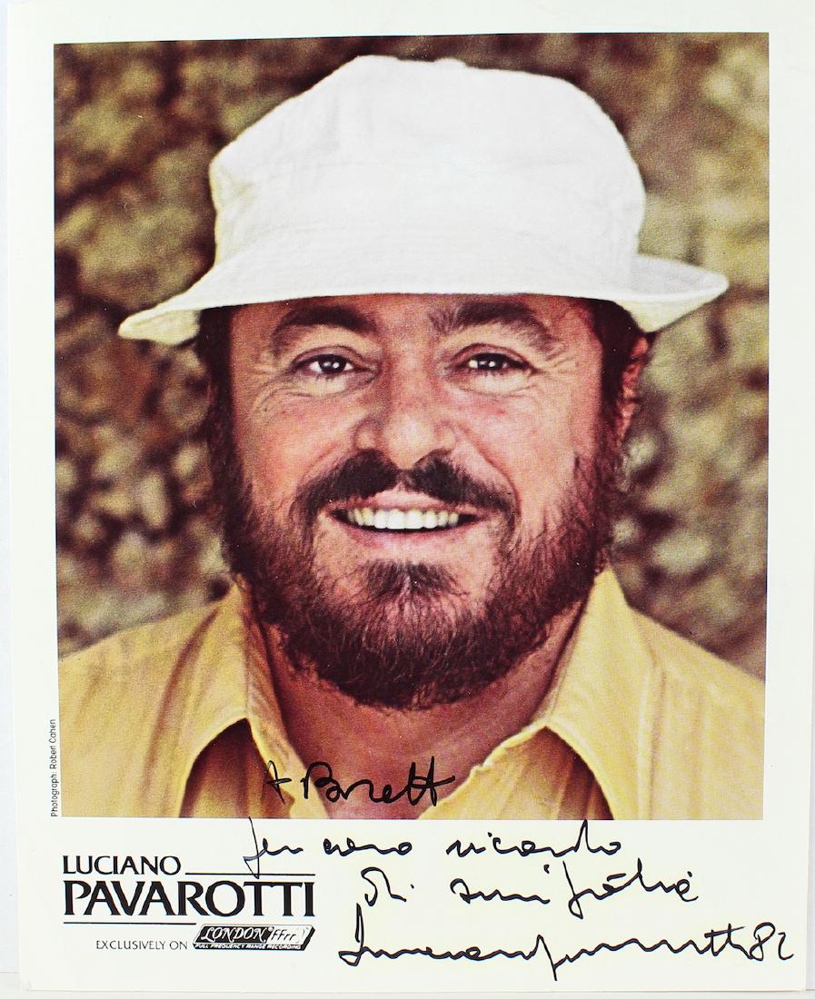 Luciano Pavarotti Signed 8 x 10 Photo (1 of 1)