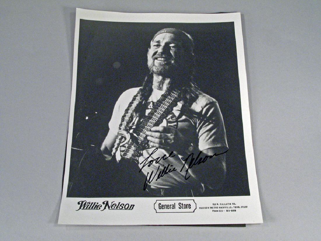 Willie Nelson Promo Photo Autograph: Willie Nelson Promo Photo, 8 x 10