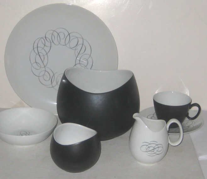 ROSENTHAL STUDIO LINE PORCELAIN PART DINNER SET: In two matching patterns "Script" and "Charcoal" design by Raymond Loewy, some marked Thomas, comprising 6 dinner plates, 14 cups, 16 saucers, 10 bread/butter plates, two serving bowl, soup serving bo