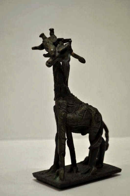 JOHN KEARNEY, AMERICAN/CHICAGO (B.1924): VALENTINE GIRAFFE, bronze statue depicting two giraffes with intertwined necks. Height 5 in., width 1 3/4 in., depth 2 3/4 in.
