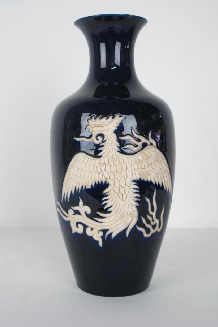 Blue Chinese Dragon Vase (1 of 9)