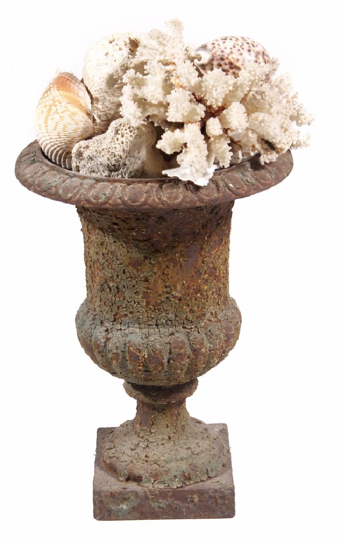 Antique Cast Iron Planter (1 of 5)