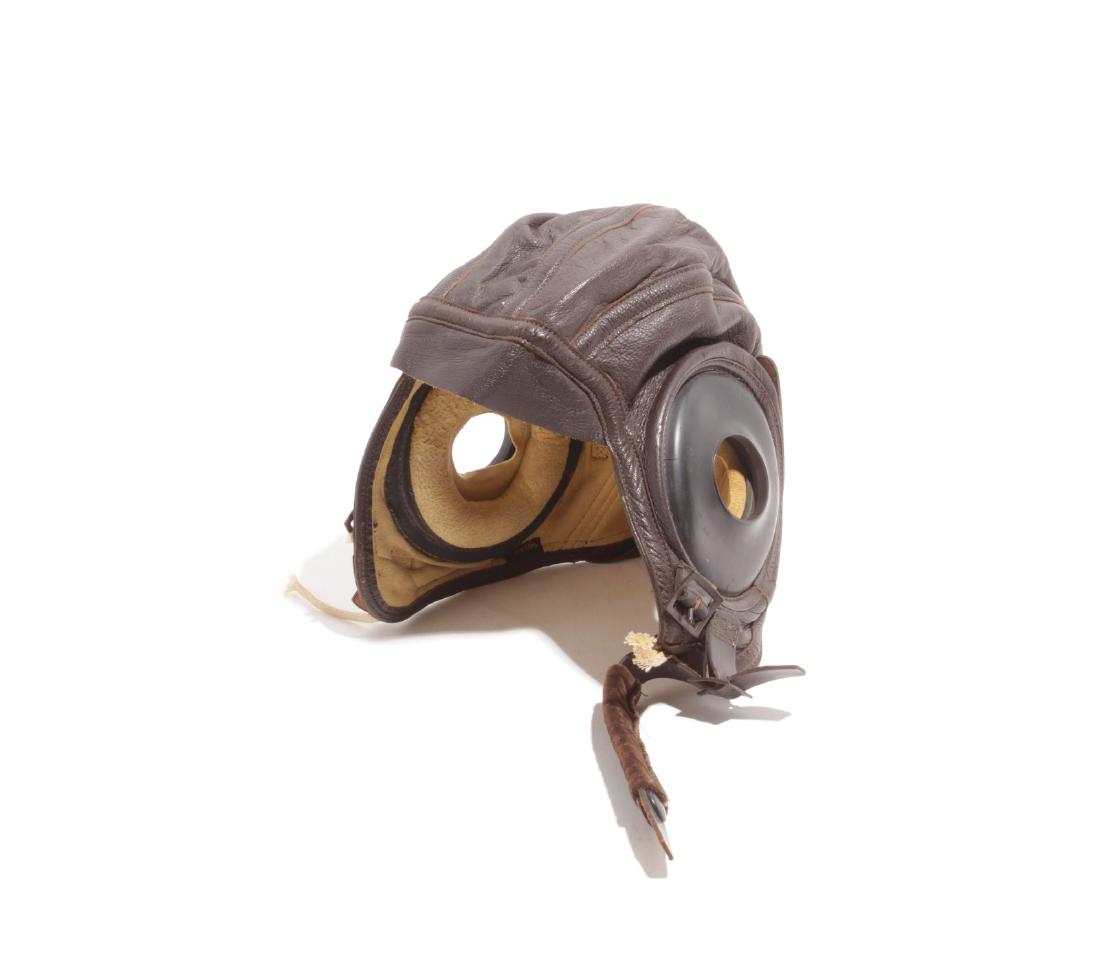 World War II Vintage Pilot Aviator Helmet (1 of 8)
