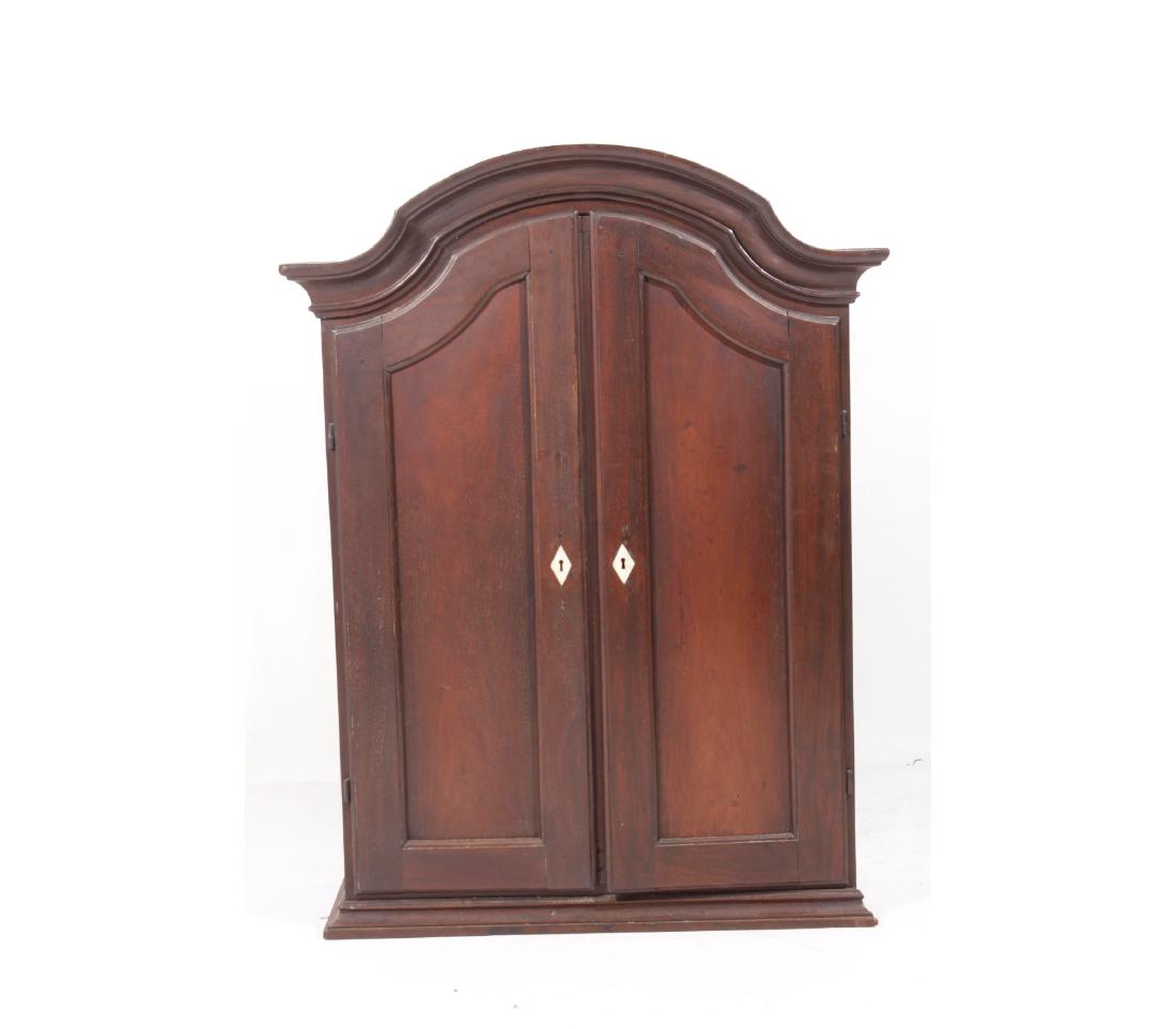 Vintage Italian Cabinet (1 of 10)