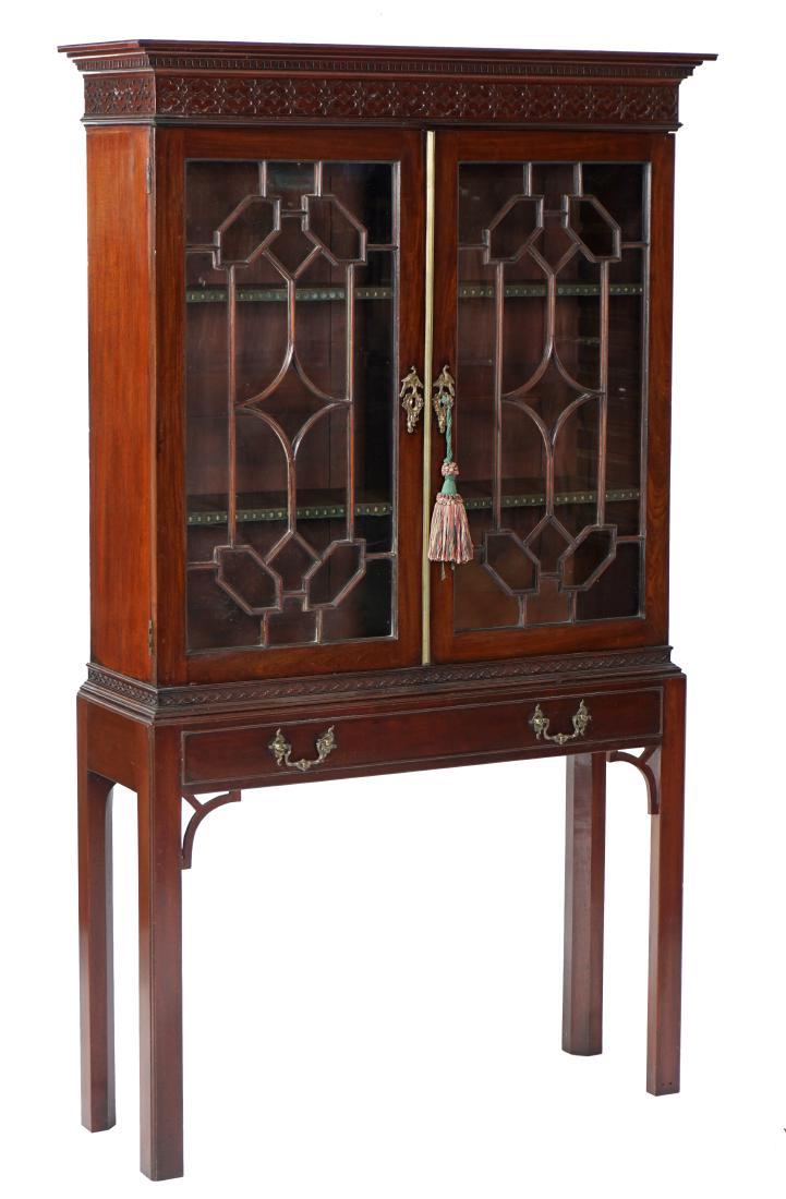 Geo III Mahogany Chinese Chippendale Bookcase (1 of 6)