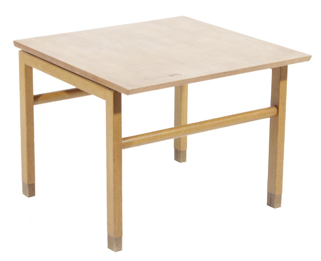 Midcentury DUNBAR  Sidetable (1 of 8)