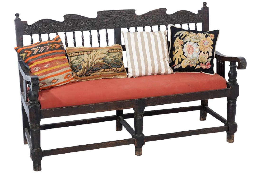 Charles Ii Style Oak Settle (1 of 9)