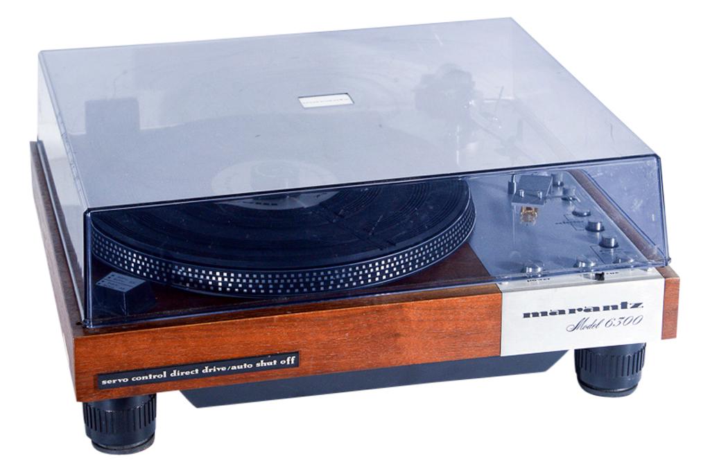 Marantz Model 6300 Turntable (1 of 10)