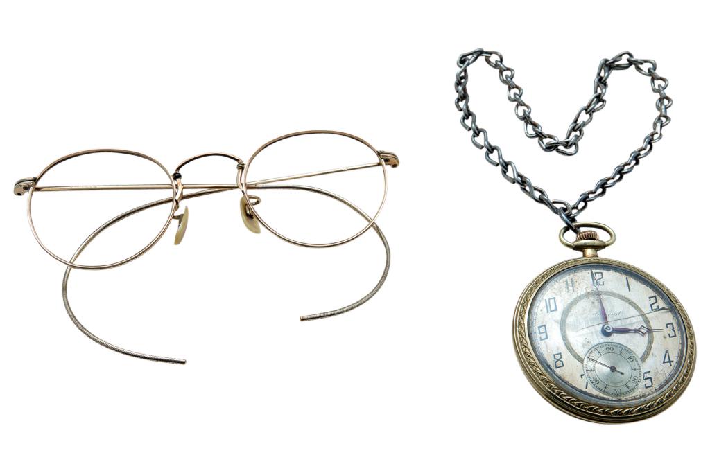 Antique Gold Men's Pocket Watch & Eyeglass Frames (1 of 8)