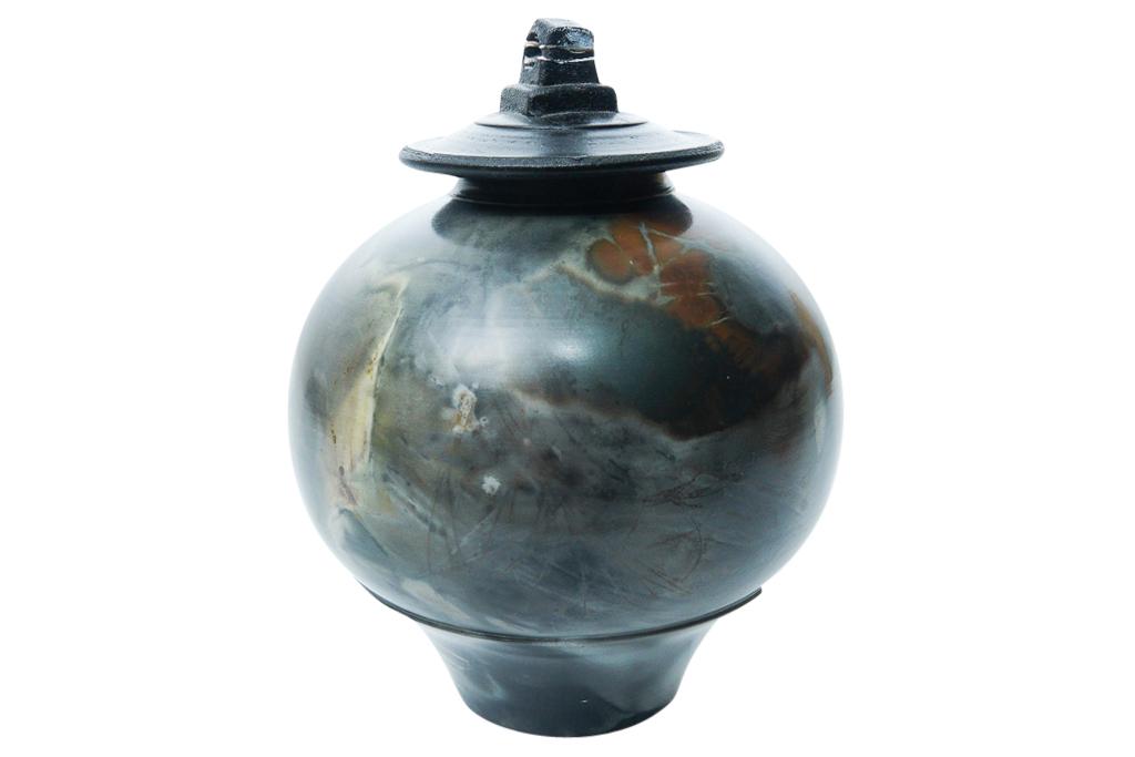 Searle - Studio Pottery Lidded Vase (1 of 8)