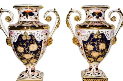 BHA596 Pair20th cent Decorative  English Imari Style Porcelain Vases