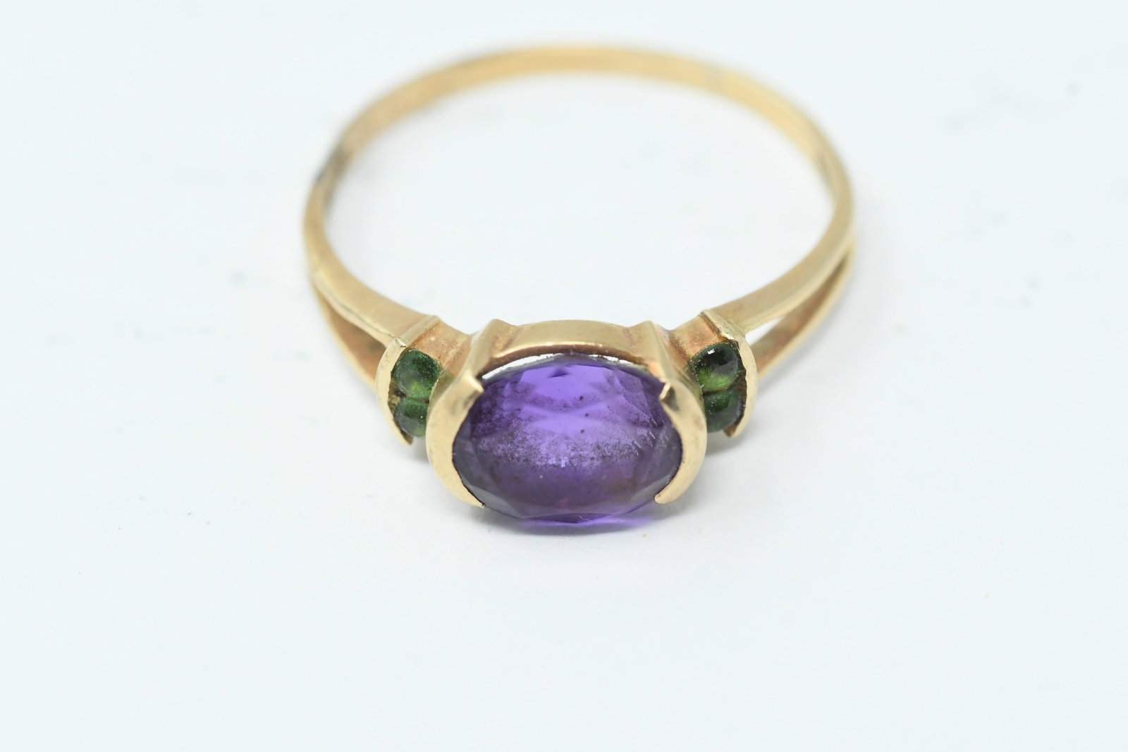 GXG241 Oval Cut Amethyst Ring in 14K Yellow Gold Setting (1 of 7)