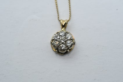 GXG242 Circular Diamond Pendant, SEVEN (7) Round Cut Small Diamons in a Yellow Gold 14K Setting