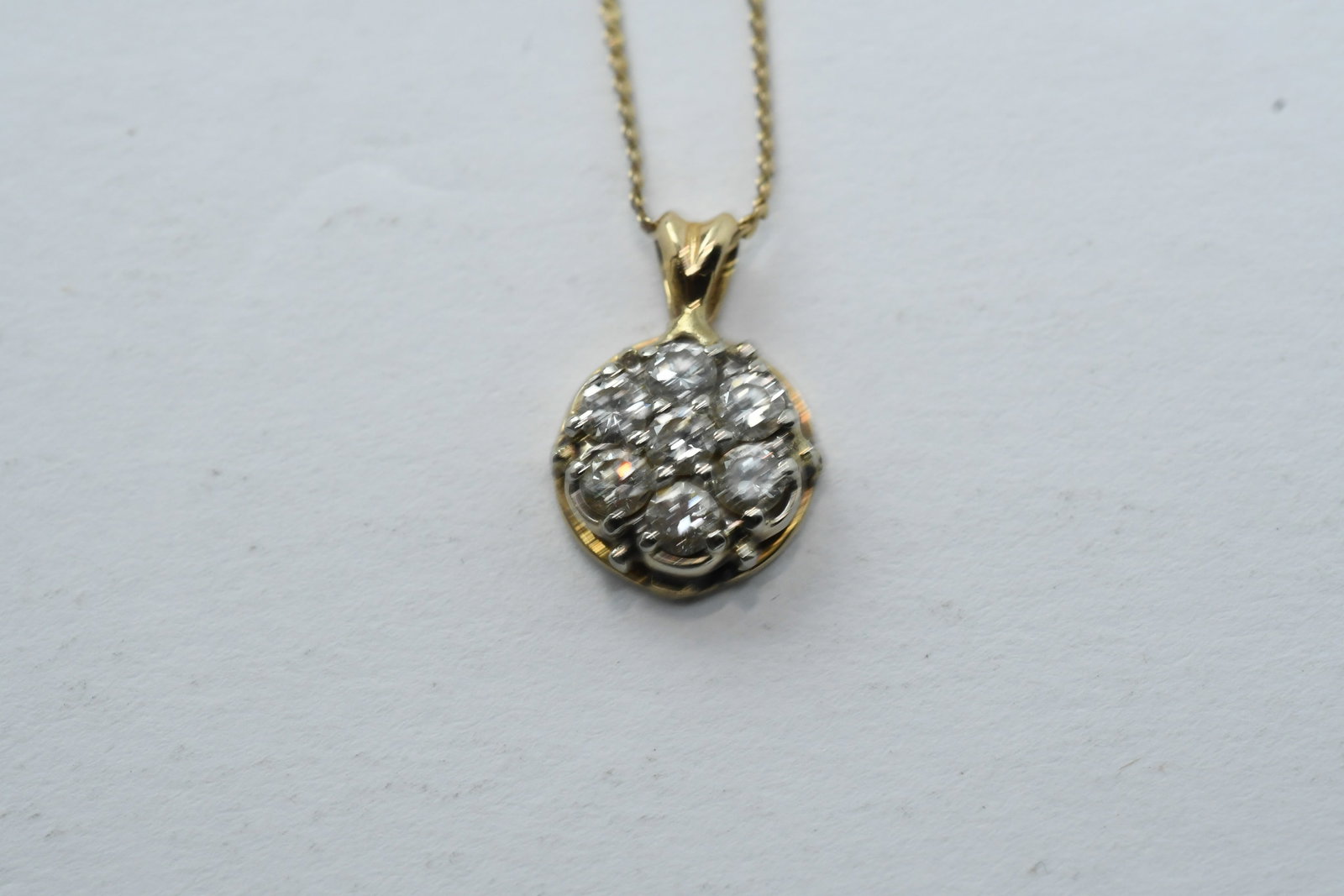 GXG242 Circular Diamond Pendant, SEVEN (7) Round Cut Small Diamons in a Yellow Gold 14K Setting (1 of 9)