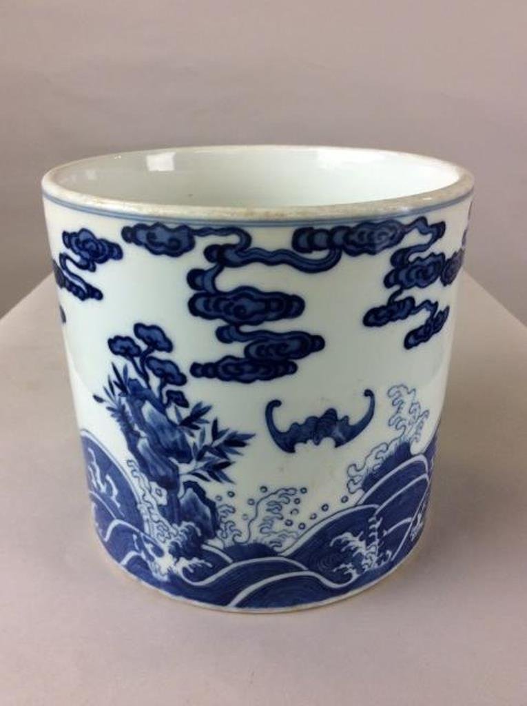 Chinese Blue and White Porcelain Brush Pot: Qing Period, 18th C China, Cylindrical Shaped in intense painting of Blue and White style, depicted Bats fly over LiShui river water, showing Rock works, trees, and scrolling cloud. MARKED Six Charact