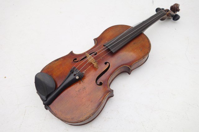 Antique Violin With Bow: Violin and bow in a black case. No label or name. 22"L X 7 1/2"W