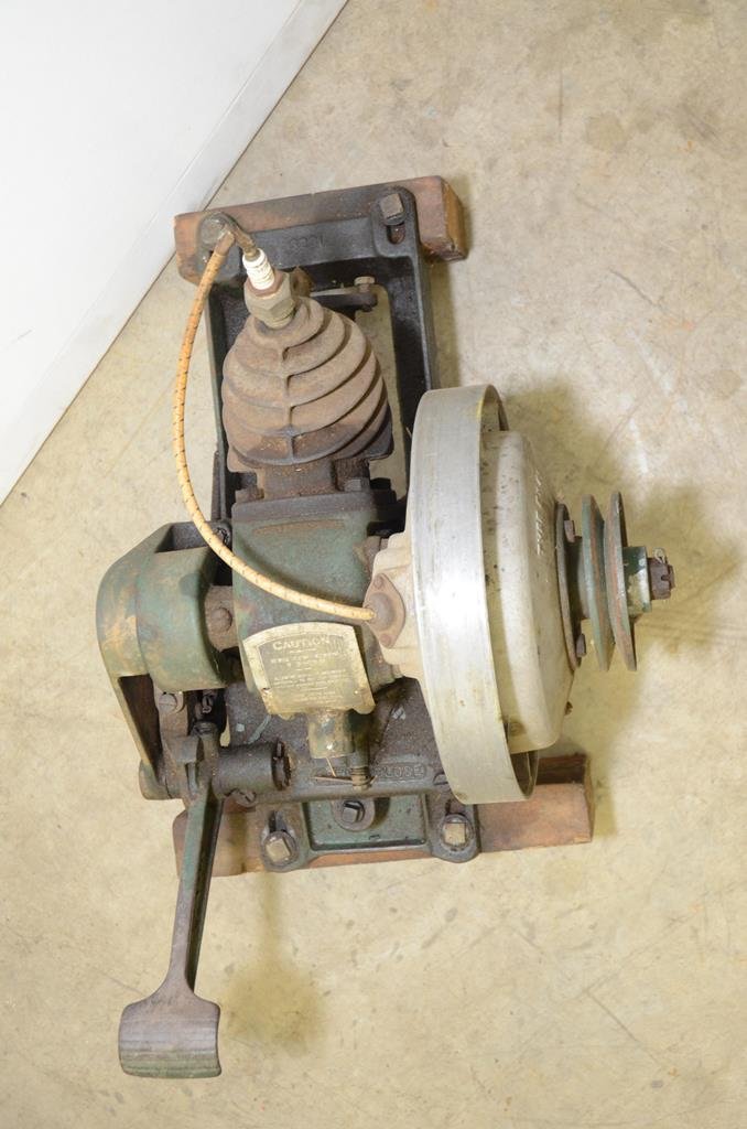 Maytag Model 92 M Hit Miss Stationary Engine: Vintage Maytag model 92 M hit and miss stationary engine used complete has not been operated in several years onsite inspection suggested 1 hp