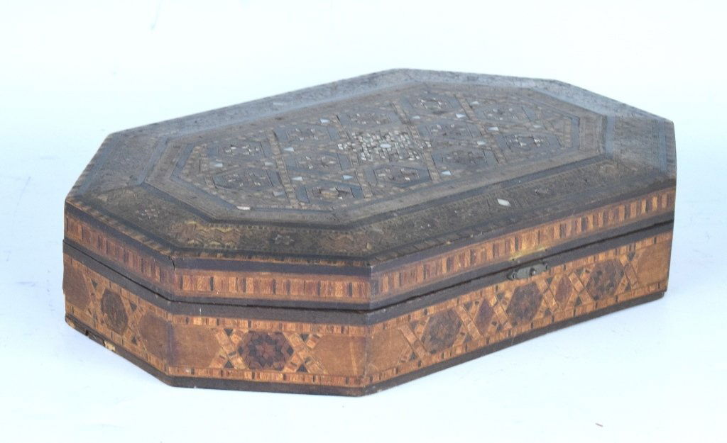 Moroccan Inlayed Hinged Box (1 of 10)