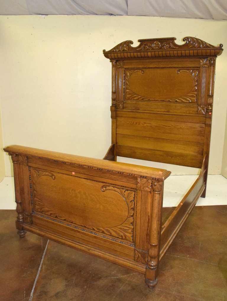 Antique Oak Bed (1 of 10)