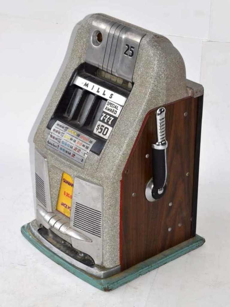 Mills 777 Special Award Slot Machine