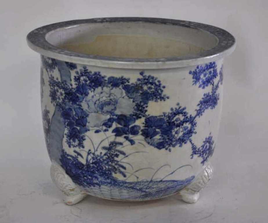 Asian Blue and White Porcelain Planter (1 of 10)