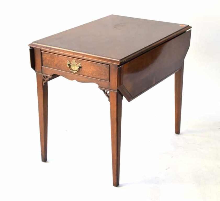 Drop Leaf Table (1 of 7)