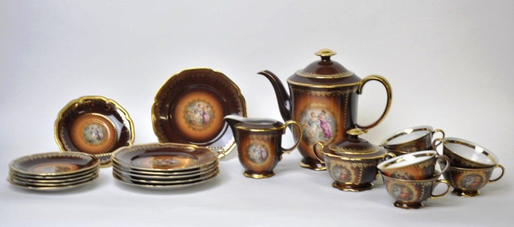 21 Piece Hutschenreuther Porcelain Tea Service (1 of 10)