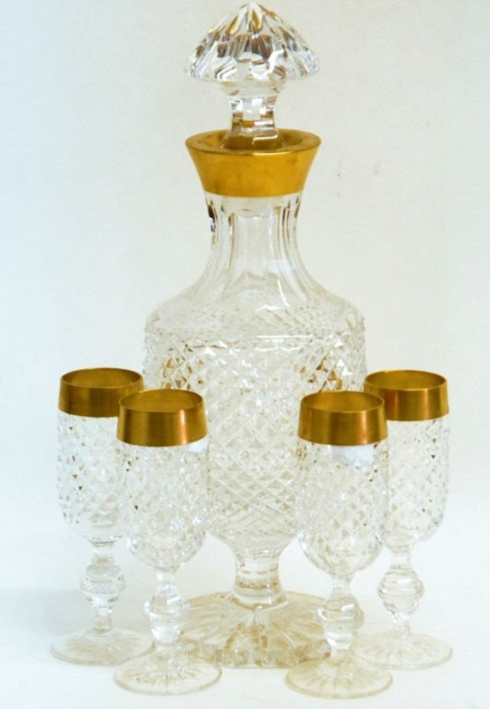 Set Parcel Gilt Crystal Decanter and Stems (1 of 8)