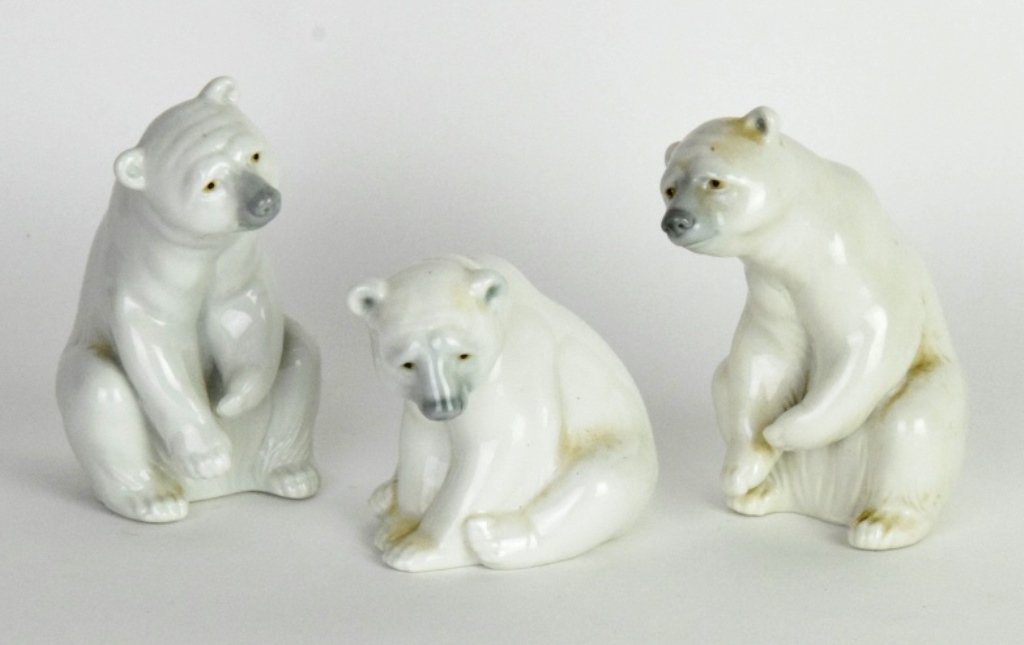 3 Lladro Porcelain Polar Bear Figurines (1 of 9)