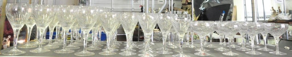 Set 54 Crystal Stemware (1 of 4)